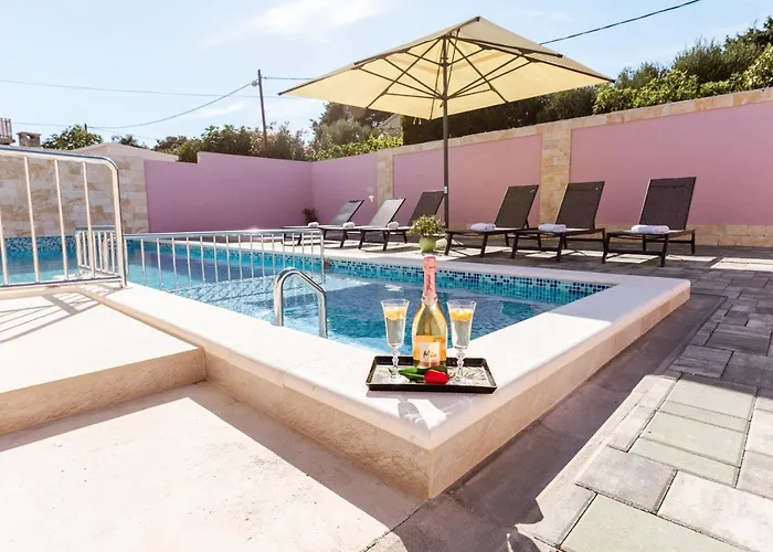 Apartment Laura Vir