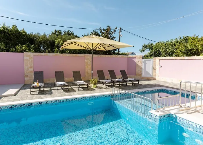 Apartment Laura Vir